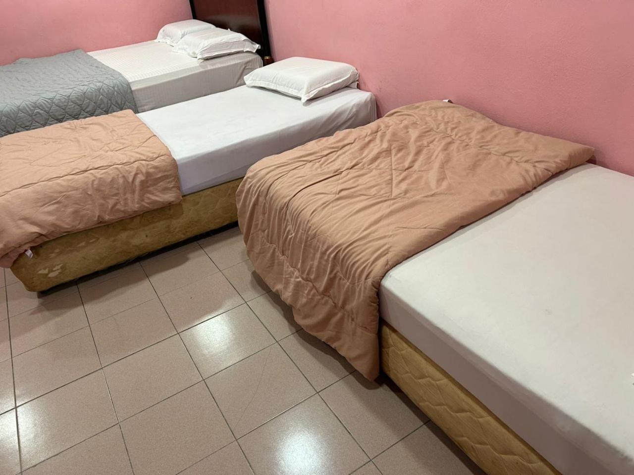 Hotel Cahaya Tanjong Malim Extérieur photo