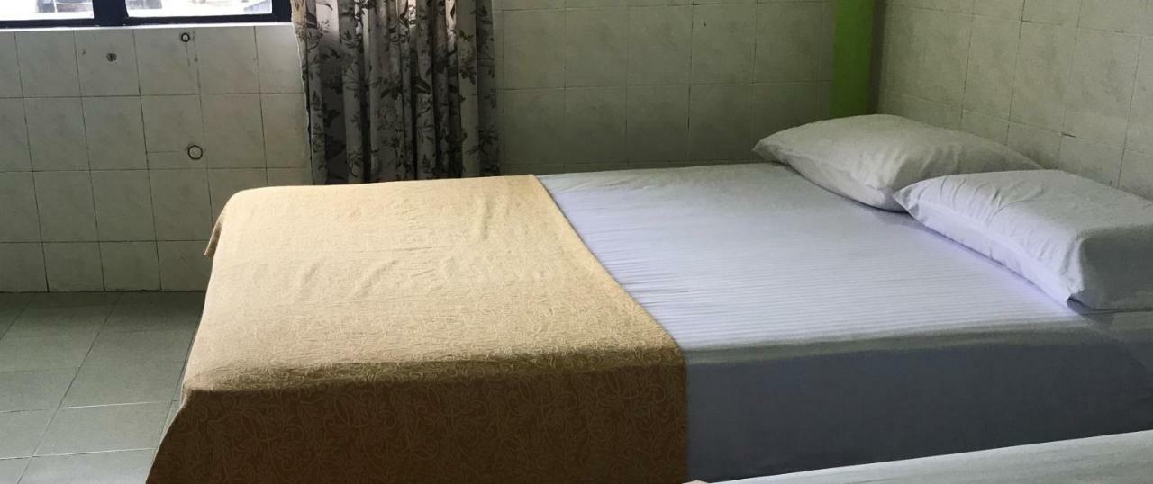 Hotel Cahaya Tanjong Malim Extérieur photo